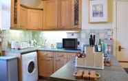 Others 4 Charming 2 Bedroom Home 3 Near Arsenal Station