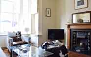 Others 5 Charming 2 Bedroom Home 3 Near Arsenal Station