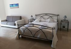 Others 6 Le Strazzigne