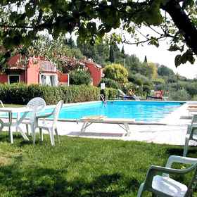 Primary image1奎洛爾公寓飯店 - 附游泳池，科斯特马诺苏尔加尔达公寓