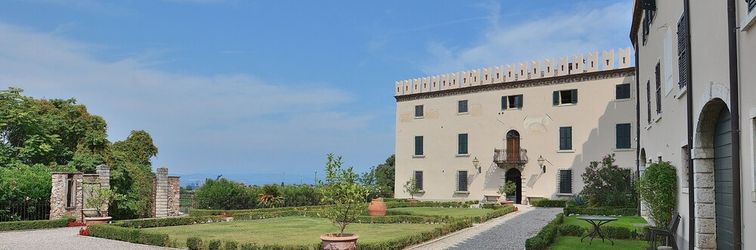 その他 The Groom Home With Pool