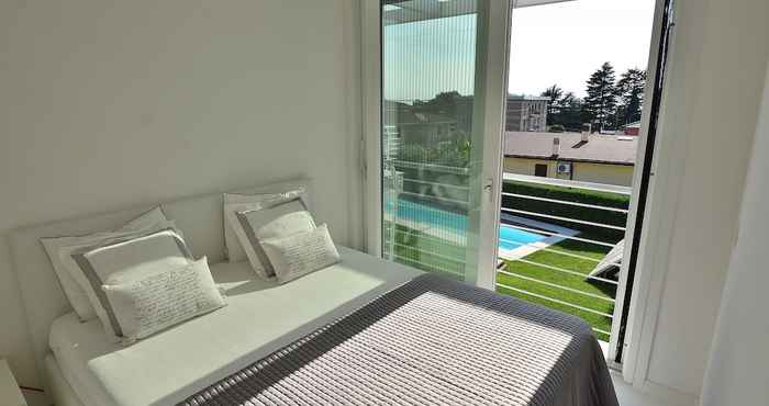 อื่นๆ The White Apartment With Pool