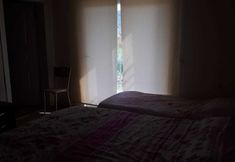 Others 7 Akhan Apart