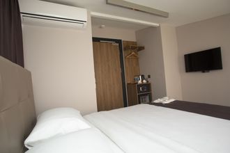 기타 4 Jurnal Hotel