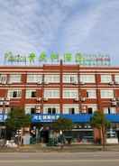 Primary image Vatica Shanghai Jinshan District Jinshan Guojishangmaocheng Weihong Road Hotel