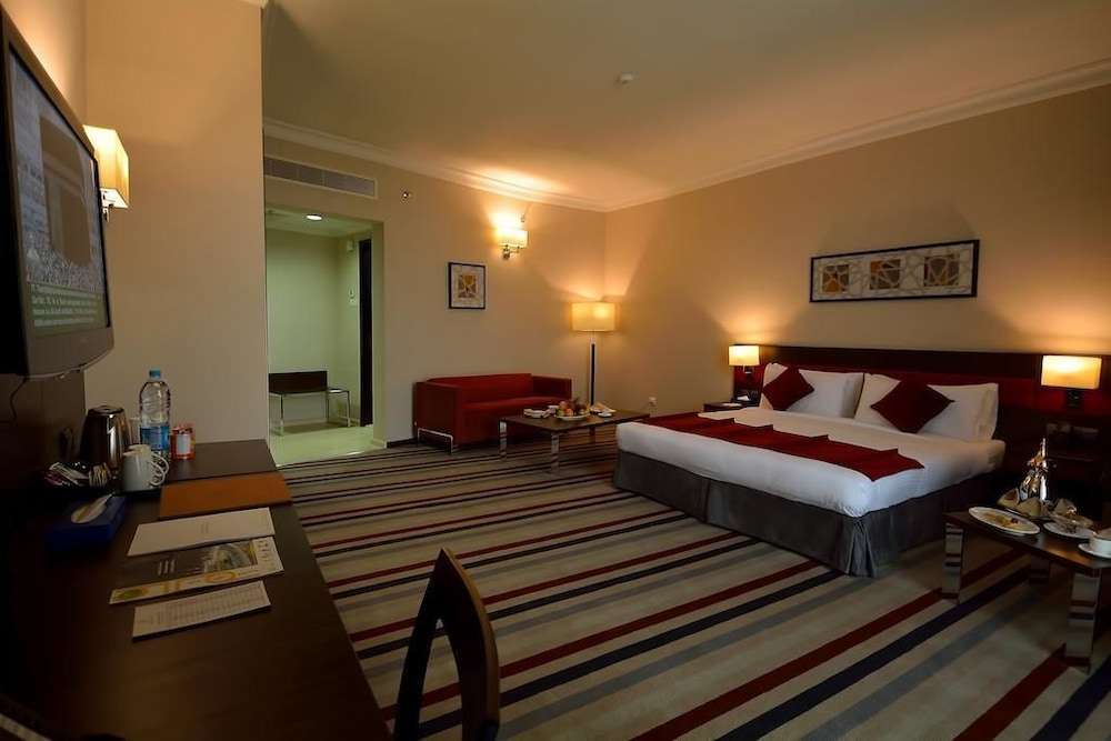 Room rate Arak Ajyad Hotel Mecca from 13 03 2024 until 14 03 2024