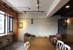 其他 2 The Upstairs