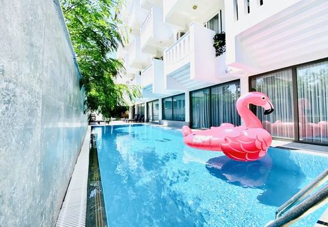 Khác Royal City Hotel