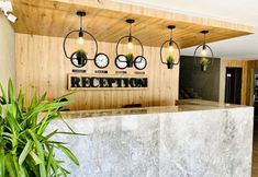 Khác 5 Royal City Hotel