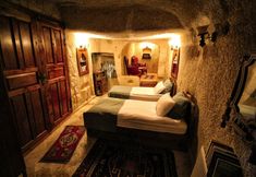 อื่นๆ 5 Patisca Cave House