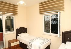 Others 5 Boudil Park Villas