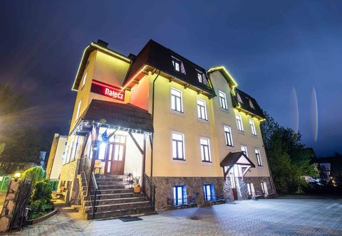 Khác Hotel Nalecz