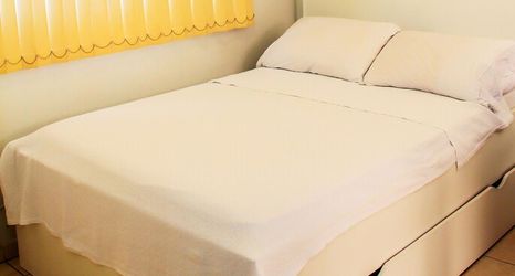 Others 2 Flats Service Bueno