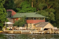 Lain-lain Ithaca Boat House