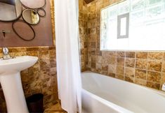 Others 5 Ithaca Boat House