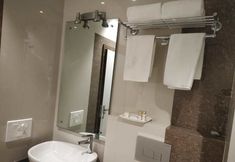 Others 6 Hotel S B Excellency