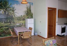 Others 7 Casa Calamaro