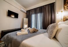 Others 3 Corona Deluxe Apt Must