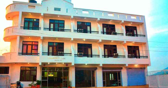 Lainnya Hotel Maha Luxmi Palace