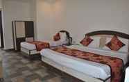 อื่นๆ 2 Hotel Maha Luxmi Palace