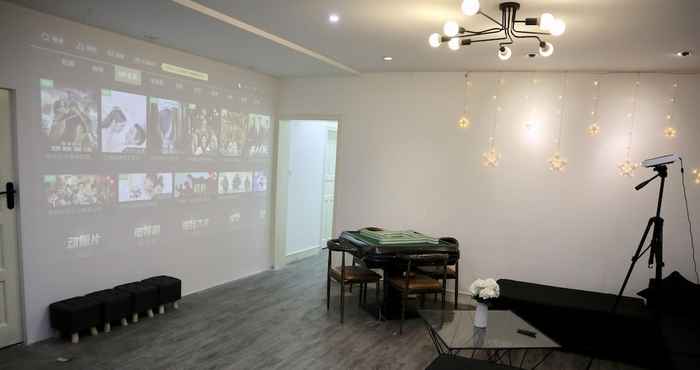 Others Qing Apartment Family Theatre