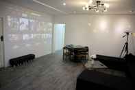 Lainnya Qing Apartment Family Theatre