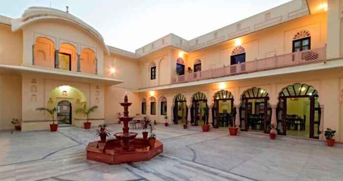 Khác Dhula Garh  A Heritage Hotel