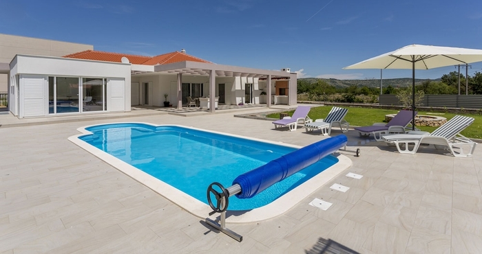 Others Luxury Villa Stella near Split