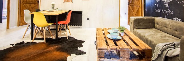 Others Retro Apartments