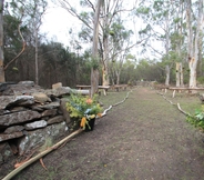 Lain-lain 2 Hobart Bush Cabins