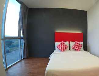 Lainnya 2 The Red Hotel