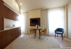 其他 5 Signature Apartments Os Terceiros