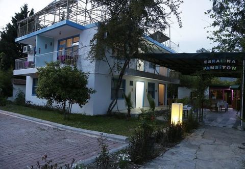 Others Esralina Pension