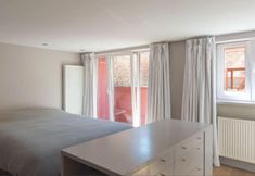 Others 2 Europea Brussels Design Residence Flagey