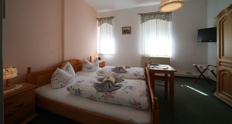 Others 2 Gaststätte & Pension Lichtenhainer Wasserfall