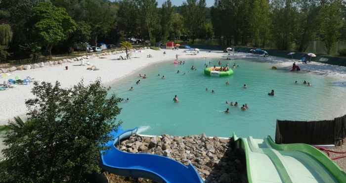 Lainnya Camping Le Plan d'Eau Saint Charles