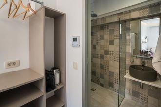 Others 4 Cretan Berry Portou