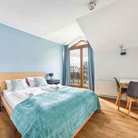 Room1陽光白雪普羅曼納達公寓飯店,卡缅县公寓