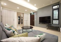 Others 5 52Travelers Home