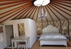 Others 5 Yol Glamping Hotel Retreat Center