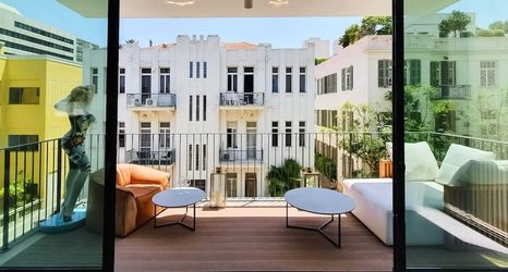 Others 2 Exclusive 3BDR Near Rothschild TL40