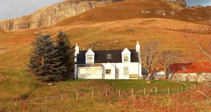 Others Staffin Bay View