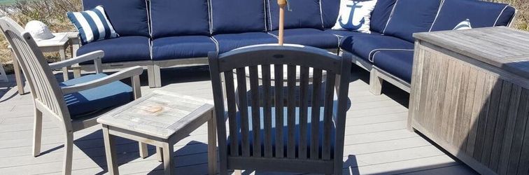 Others Beautiful Waterfront Colonial