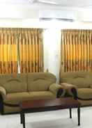 Imej utama Furnished Flat In Block C Bashundhara RA