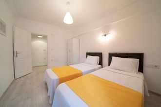 อื่นๆ 4 F48 Family