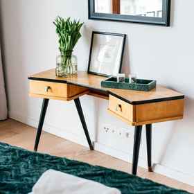 Room 1 Penthouse Uptown - LoftAffair, Hotel Provinsi Polandia Kecil