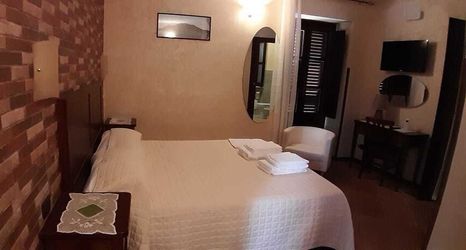 Lainnya 2 B&B Rivellini