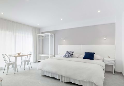 기타 INNER kompas Studios