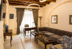 Lainnya 2 Phaedra Suites