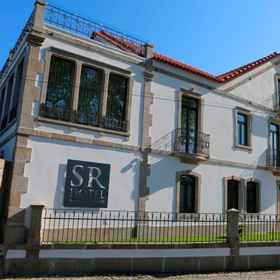 Primary image1羅貝羅太陽飯店,奥利维拉杜奥斯皮塔尔技术与管理学院飯店